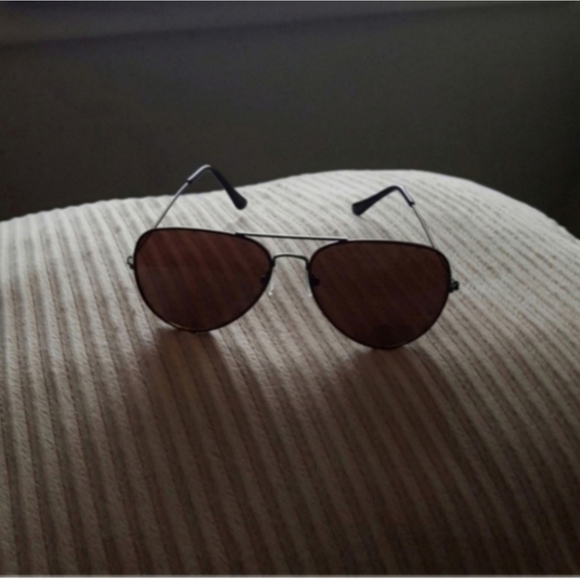 Dark Brown Retro Aviator Vintage Sunglasses - Picture 1 of 16